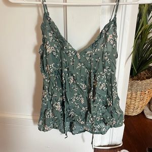 Women’s AE floral top